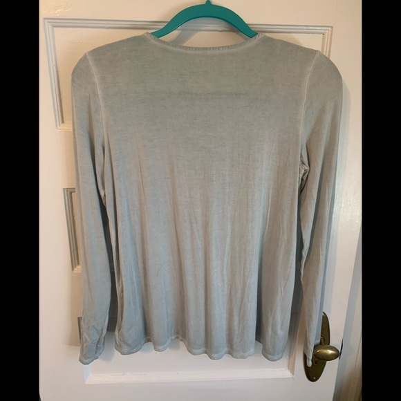 American Eagle shirt - Picture 2 of 2